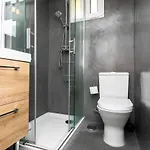 Cosy Alfama Hideout - With Rooftop Terrace *