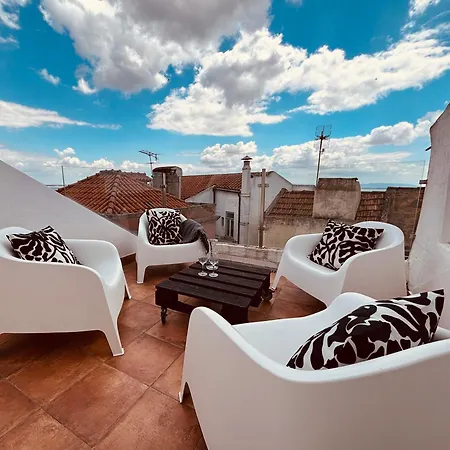 Cosy Alfama Hideout - With Rooftop Terrace Apartman