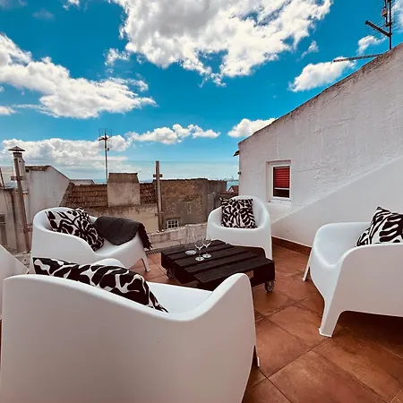 Cosy Alfama Hideout - With Rooftop Terrace Apartman
