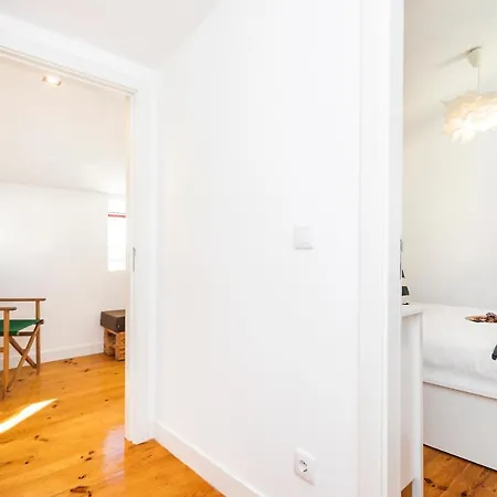 Cosy Alfama Hideout - With Rooftop Terrace Apartman *