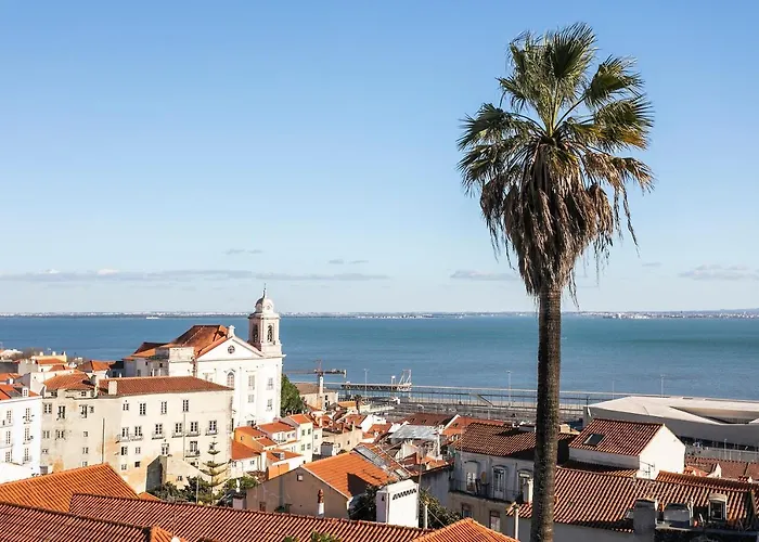 Cosy Alfama Hideout - With Rooftop Terrace Lejlighed Lisboa