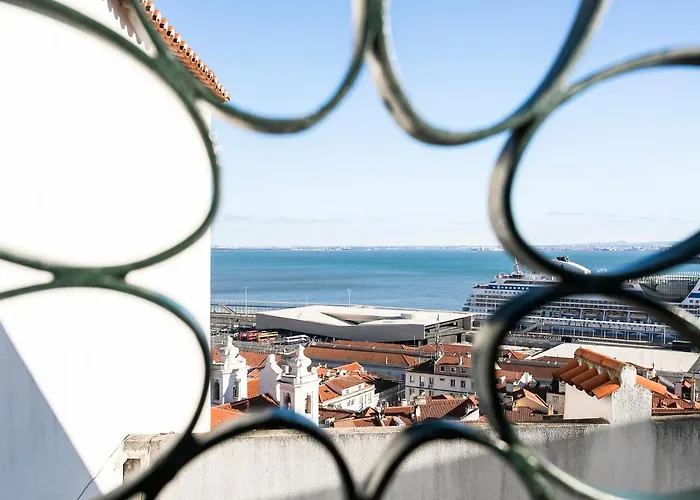 Lejlighed Cosy Alfama Hideout - With Rooftop Terrace