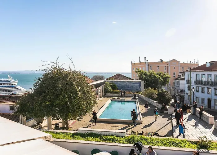 Cosy Alfama Hideout - With Rooftop Terrace * Lisboa